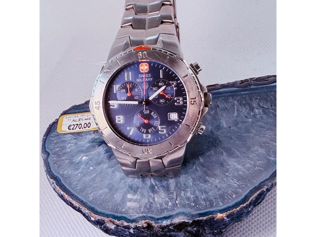Swiss military ‘alpine’ model horloge - afbeelding 1 van  8