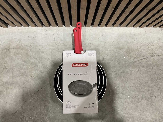 Swiss pro+ 3pcs frying pan set keukengerei - afbeelding 3 van  4
