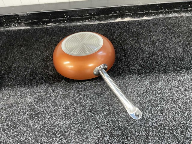 Swiss pro + sp-wk28c wok pan - afbeelding 3 van  6