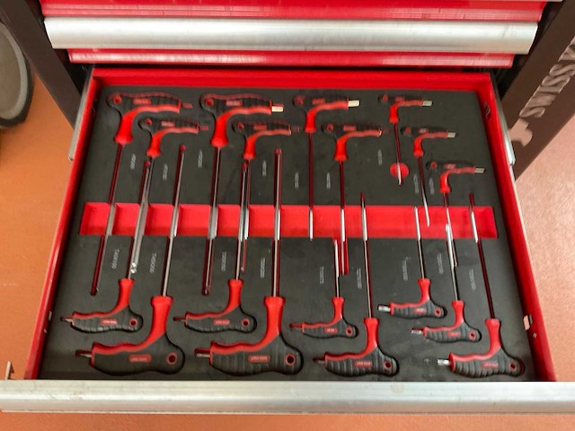 Swisskraft 2018 gereedschapswagen met inhoud - afbeelding 6 van  6