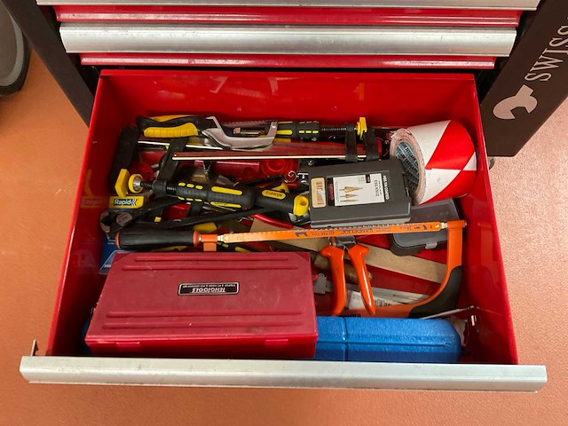 Swisskraft 2018 gereedschapswagen met inhoud - afbeelding 1 van  5