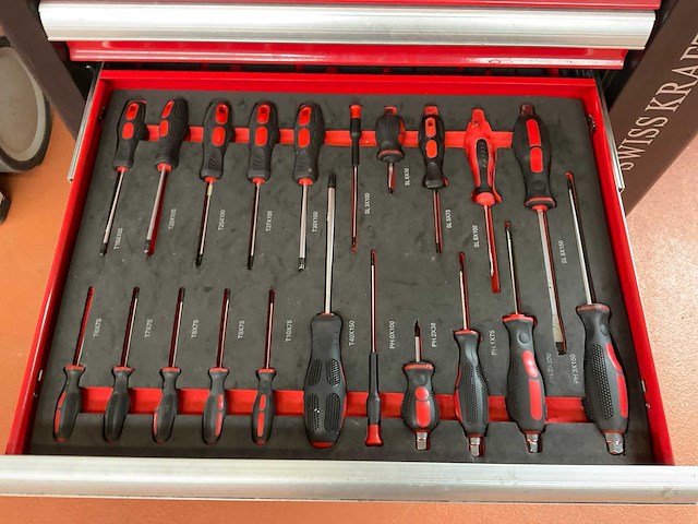 Swisskraft 2018 gereedschapswagen met inhoud - afbeelding 4 van  5