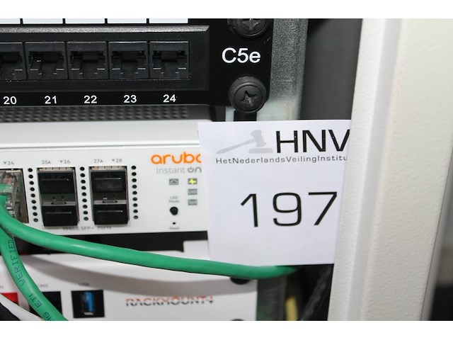 Switch aruba instant on 1930. 24 poorts poe. - afbeelding 1 van  3