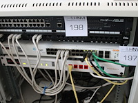 Switch aruba instant on 1930. 24 poorts poe. - afbeelding 2 van  3