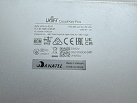 Switch en cloud key plus unifi - afbeelding 2 van  4