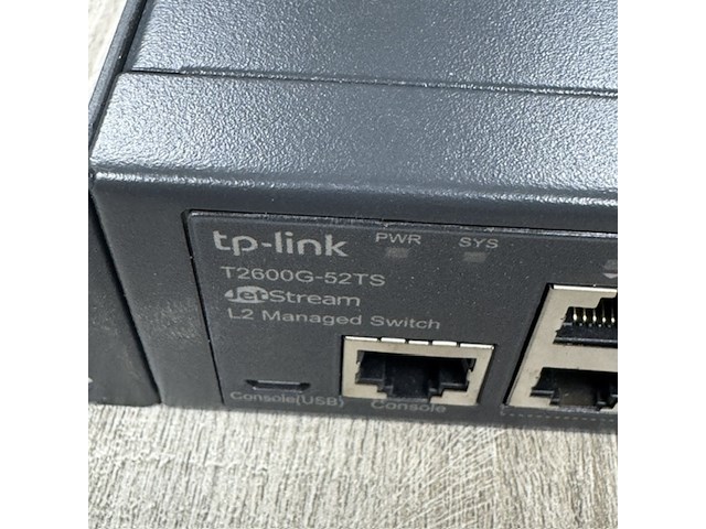 Switch, tp-link, t2600g-52ts - afbeelding 2 van  3