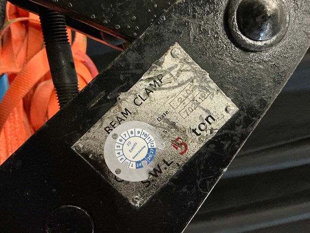S.w.l 5 ton beam clamp met hijsbanden - afbeelding 3 van  5