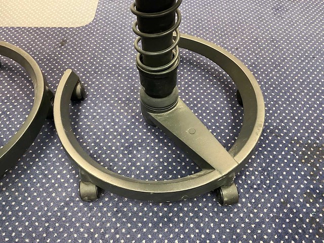 Swopper aeris verrijdbare kruk (2x) - afbeelding 3 van  6