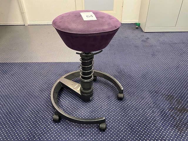 Swopper aeris verrijdbare kruk - afbeelding 1 van  4