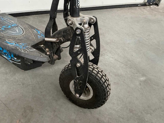 Sxt 1000w turbo electrische scooter - afbeelding 3 van  9