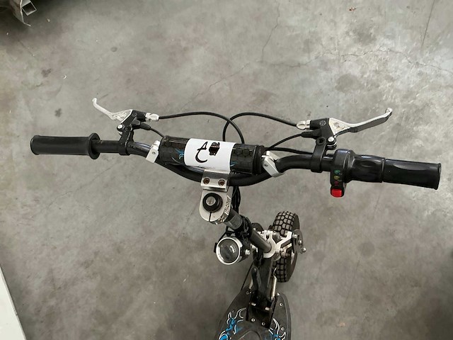 Sxt 1000w turbo electrische scooter - afbeelding 9 van  9