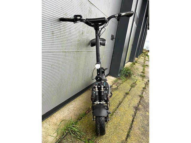 Sxt 500 elektrische step, geschikt voor op de weg - lithium accu - afbeelding 6 van  11