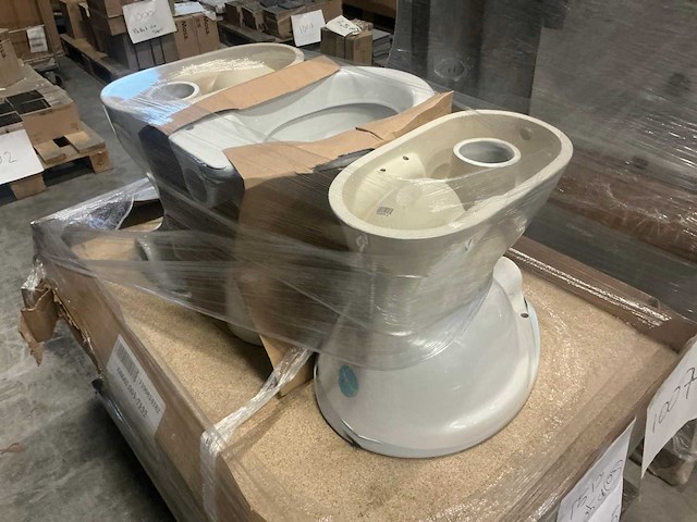 Sydny wit toilet (9x) - afbeelding 1 van  1