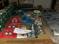 Sylvania, senco diverse gereedschap en materialen - afbeelding 9 van  9