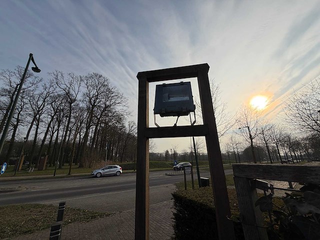 Sylvania sylveo 1 - 150w verstralers inclusief hardhouten onderstel (2x) - afbeelding 2 van  9