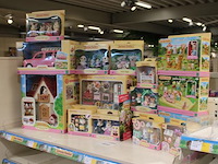 Sylvanian families combipakket poppen en accessoires, 17 verschillende sets. - afbeelding 2 van  2