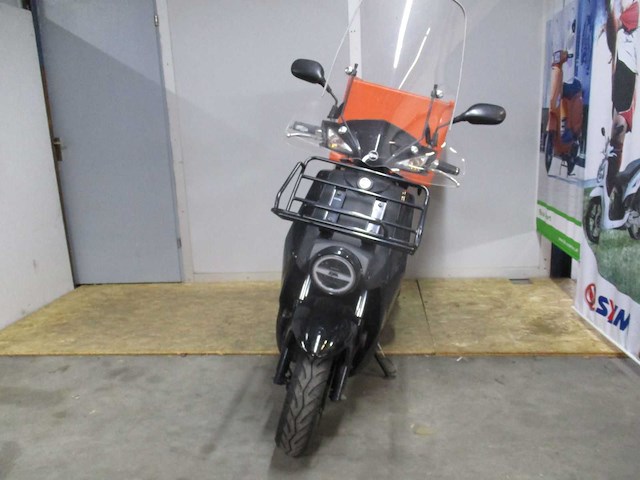 Sym - bezorg bromscooter - e1-xpro - e-scooter - afbeelding 8 van  14