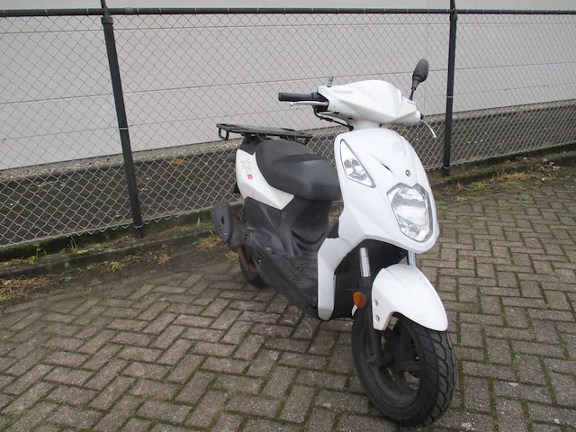 Sym - bezorg bromscooter - x-pro - scooter - afbeelding 7 van  11