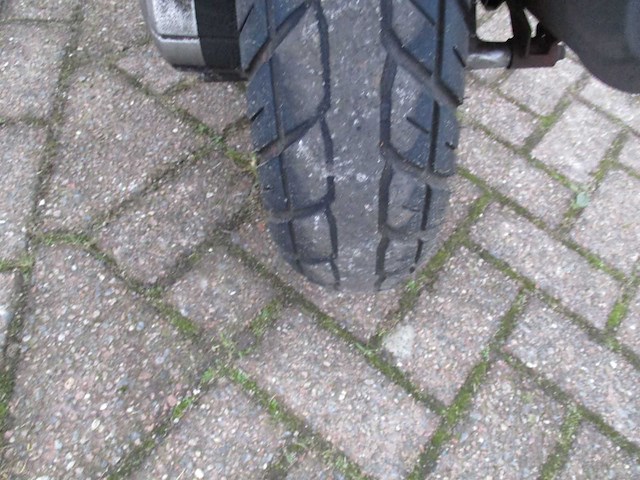 Sym - bezorg bromscooter - x-pro - scooter - afbeelding 11 van  11