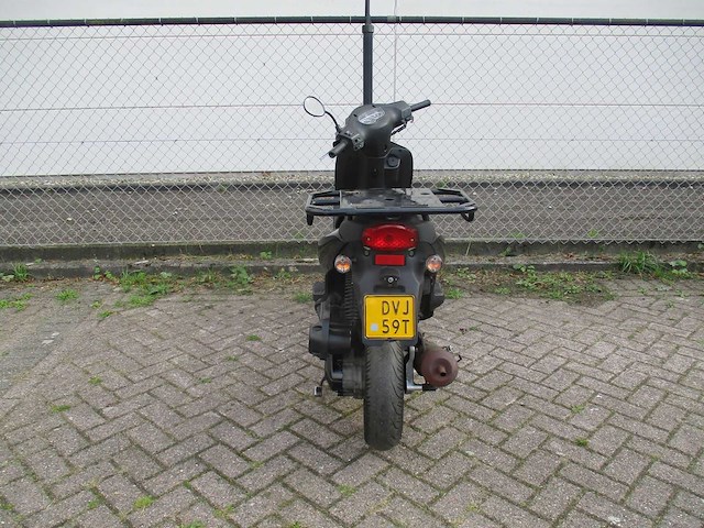 Sym - bezorg bromscooter - x-pro - scooter - afbeelding 10 van  11