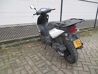Sym - bezorg bromscooter - x-pro - scooter - afbeelding 2 van  11