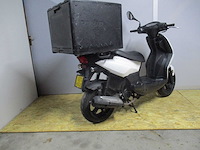 Sym - bezorg bromscooter - x-pro - scooter - afbeelding 9 van  11