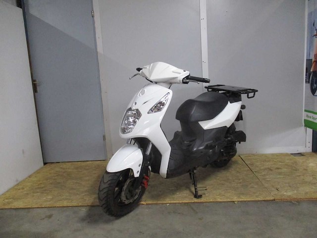 Sym - bezorg bromscooter - x-pro - scooter - afbeelding 8 van  11