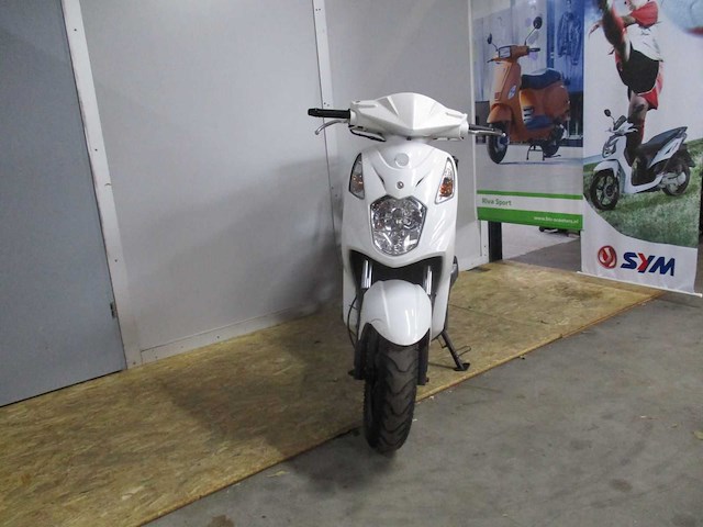 Sym - bezorg bromscooter - x-pro - scooter - afbeelding 5 van  11