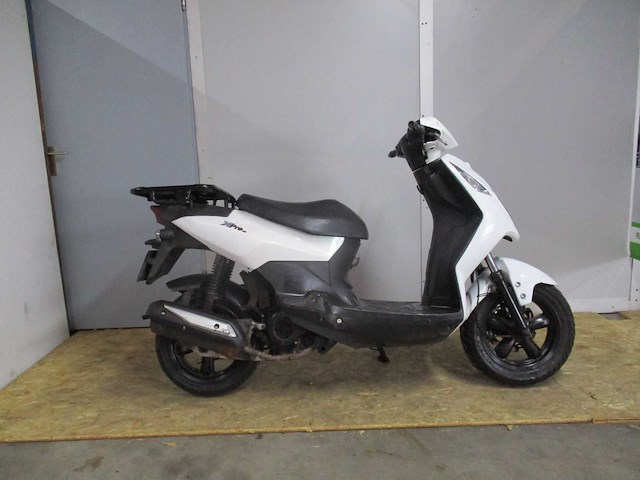 Sym - bezorg bromscooter - x-pro - scooter - afbeelding 8 van  11