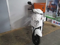 Sym - bezorg bromscooter - x-pro - scooter - afbeelding 5 van  11