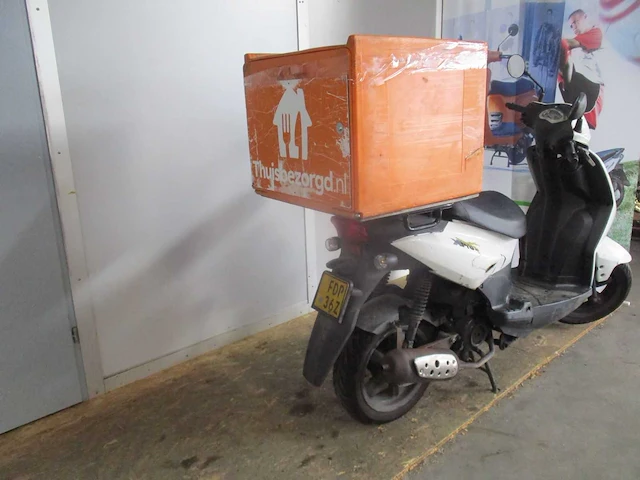 Sym - bezorg bromscooter - x-pro - scooter - afbeelding 9 van  11