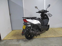 Sym - bezorg bromscooter - x-pro e5 injectie - scooter - afbeelding 7 van  11