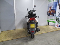Sym - bezorg bromscooter - x-pro e5 injectie - scooter - afbeelding 10 van  11