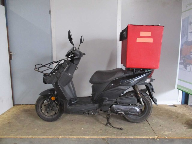 Sym - bezorg bromscooter - x-pro euro 5 injectie - scooter - afbeelding 1 van  11
