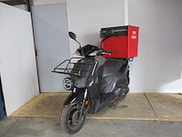 Sym - bezorg bromscooter - x-pro euro 5 injectie - scooter - afbeelding 4 van  11