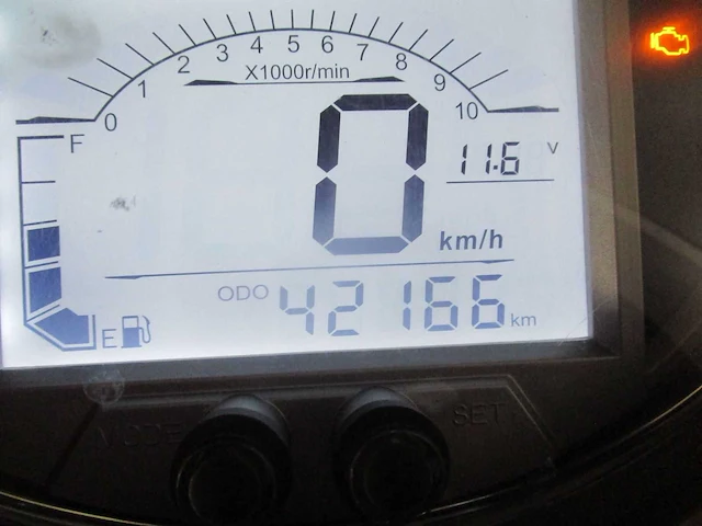 Sym - bezorg bromscooter - x-pro euro 5 injectie - scooter - afbeelding 3 van  11