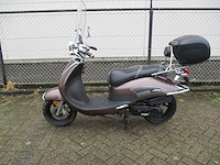 Sym - bromscooter - allo - scooter - afbeelding 1 van  11