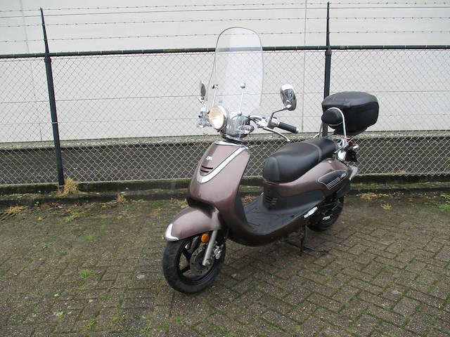 Sym - bromscooter - allo - scooter - afbeelding 4 van  11