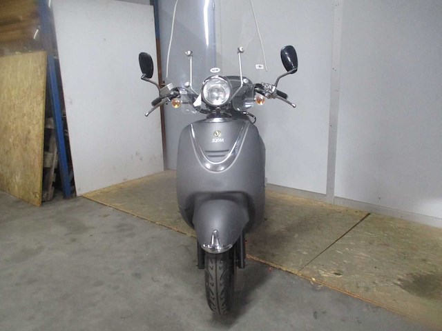Sym - bromscooter - allo - scooter - afbeelding 4 van  10