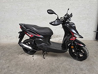 Sym - bromscooter - crox - 4t 45km uitvoering dvd57b - afbeelding 2 van  7