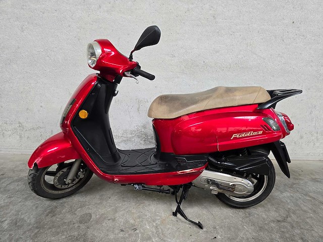 Sym - bromscooter - fiddle - 4t 45km uitvoering f538fh - afbeelding 1 van  6