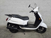 Sym - bromscooter - fiddle ii - 4t 45km uitvoering dkt04b - afbeelding 2 van  6