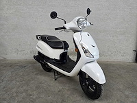 Sym - bromscooter - fiddle ii - 4t 45km uitvoering dkt04b - afbeelding 3 van  6