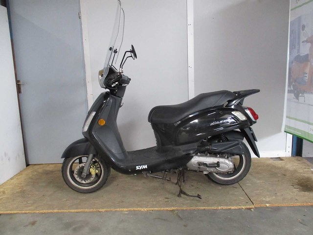 Sym - bromscooter - fiddle ii 50s - scooter - afbeelding 1 van  11