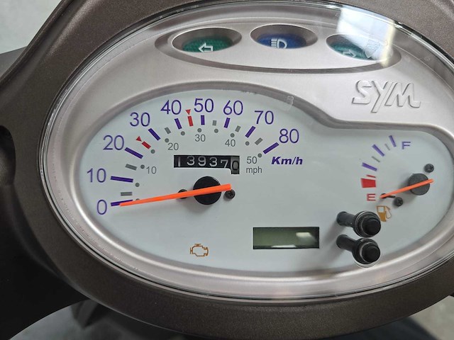Sym - bromscooter - fiddle iii - 4t 45km uitvoering dvl33t - afbeelding 7 van  7