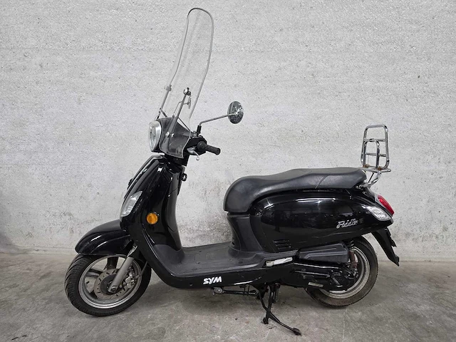 Sym - bromscooter - fiddle iii - brommer - afbeelding 1 van  8