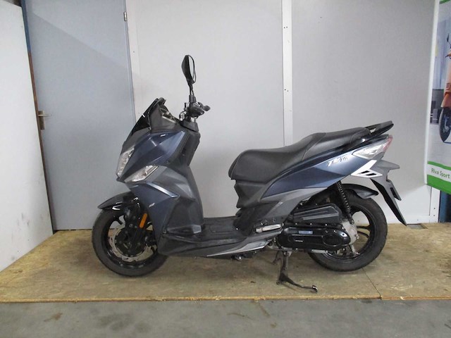 Sym - bromscooter - jet14 e5 injectie - scooter - afbeelding 1 van  10