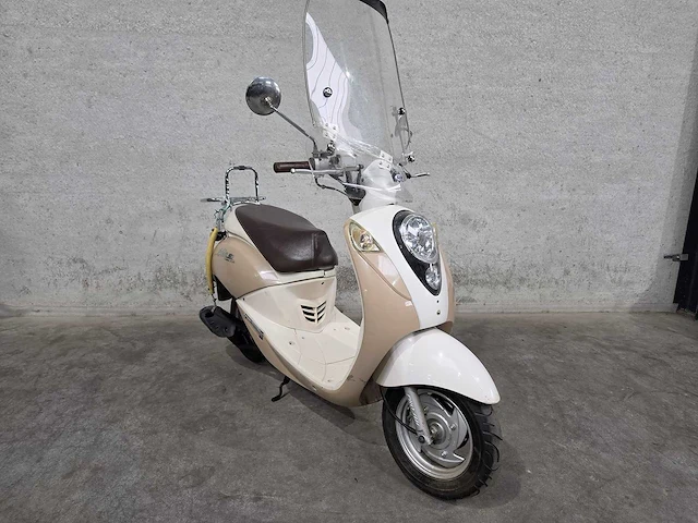 Sym - bromscooter - mio 50 - 4t 45km uitvoering 66fsr1 - afbeelding 3 van  8