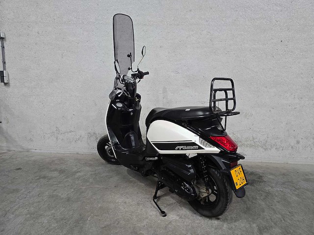 Sym - bromscooter - mio 50i - 4t 45km uitvoering dvf20h - afbeelding 6 van  8