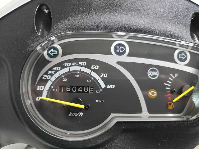 Sym - bromscooter - orbit - 4t 45km uitvoering dtv16j - afbeelding 7 van  7